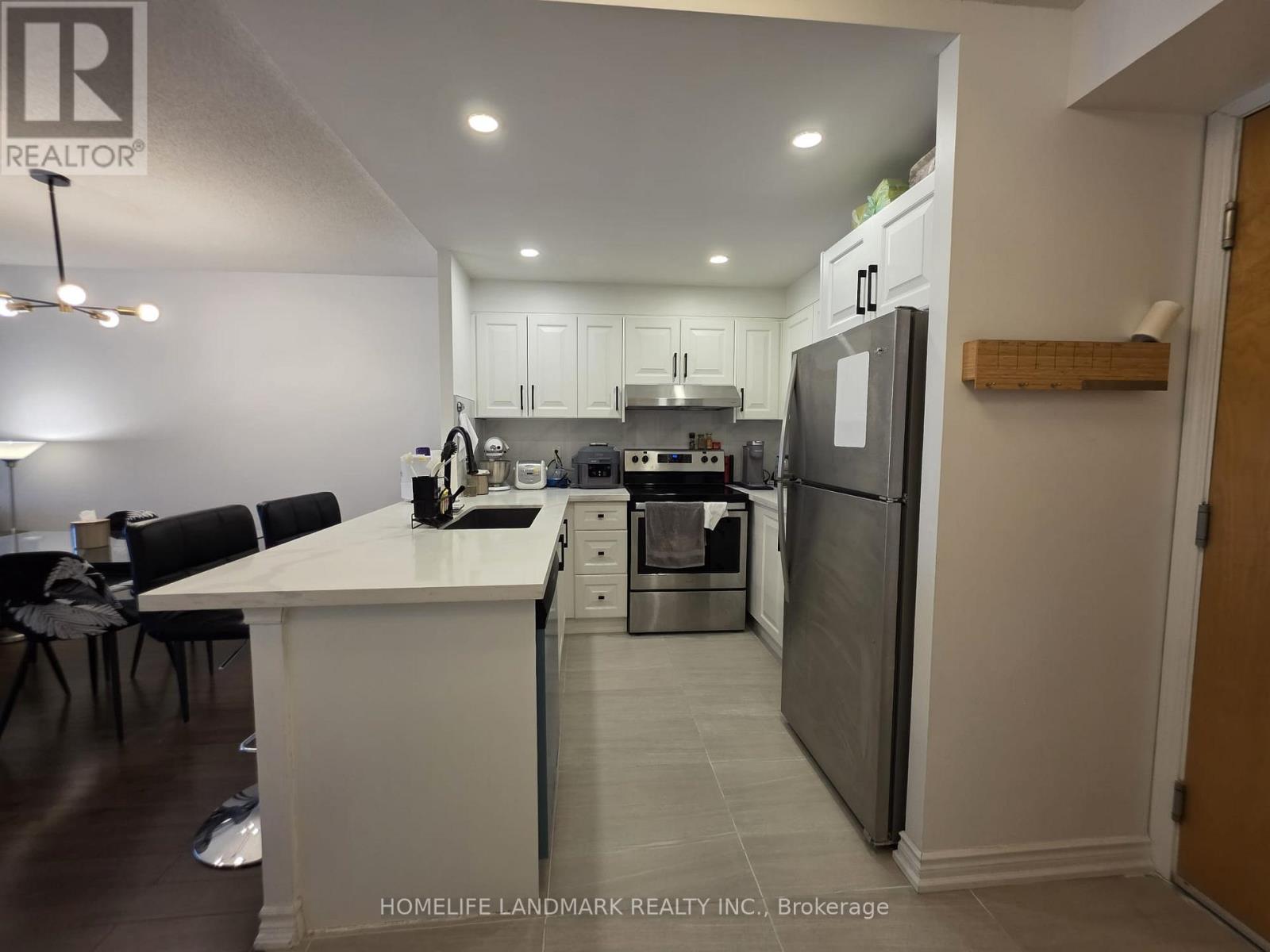 721 - 600 Queens Quay W, Toronto, Ontario  M5V 3M3 - Photo 4 - C12905612