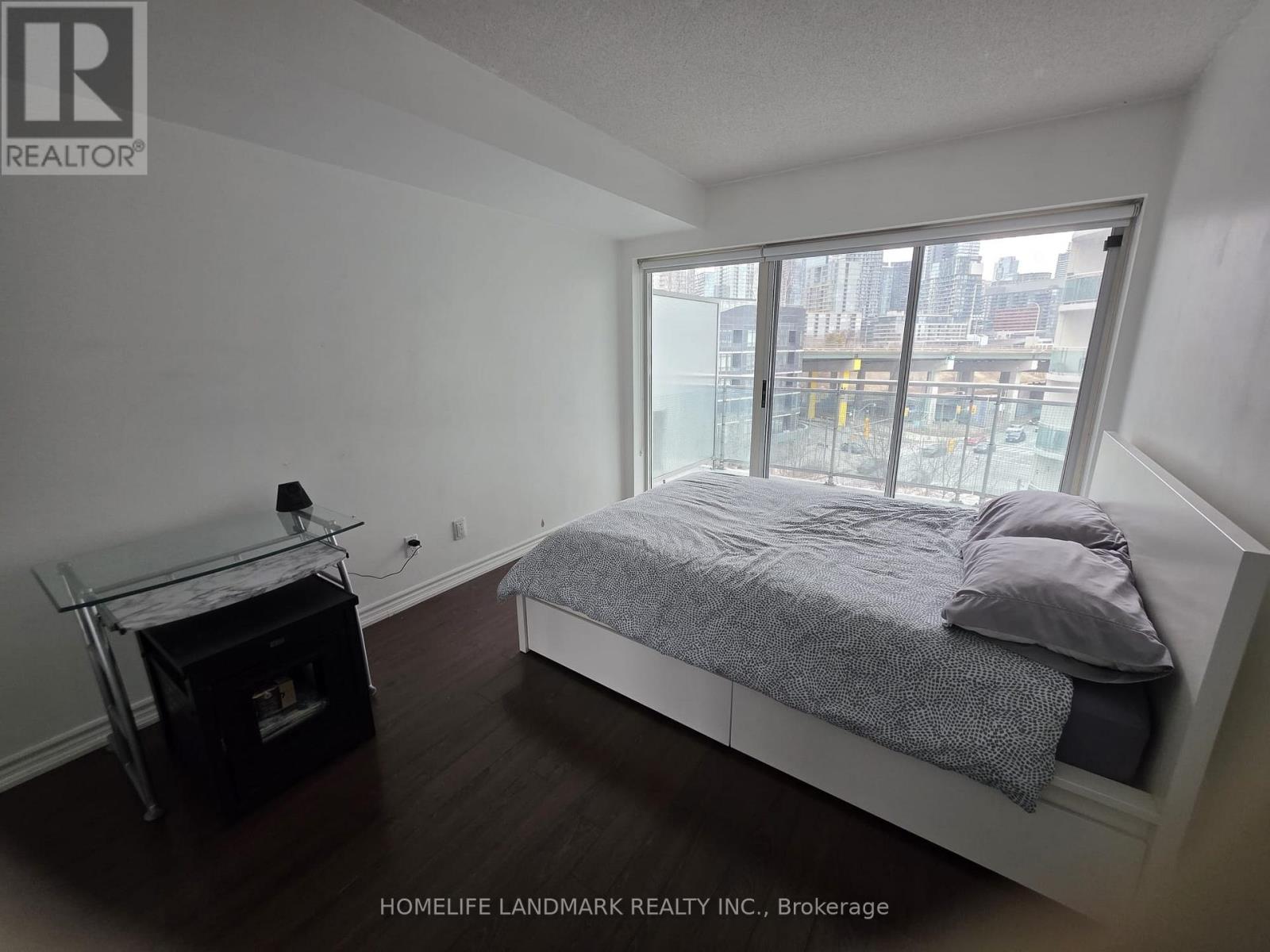 721 - 600 Queens Quay W, Toronto, Ontario  M5V 3M3 - Photo 5 - C12905612