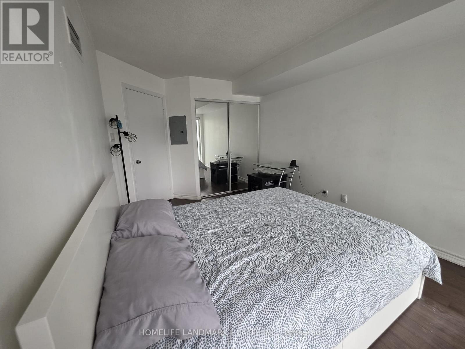 721 - 600 Queens Quay W, Toronto, Ontario  M5V 3M3 - Photo 6 - C12905612