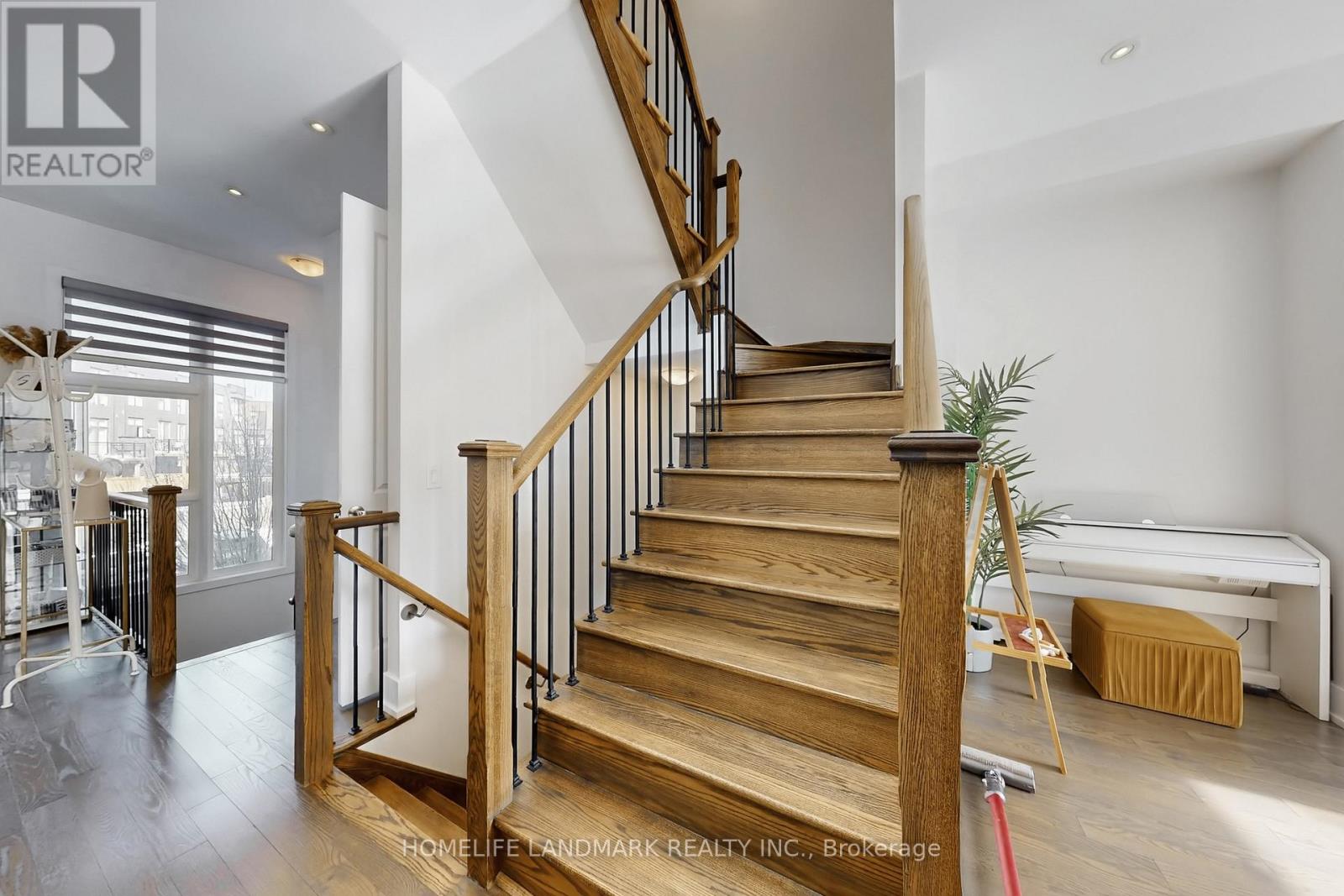 22 Crestridge Drive, Vaughan, Ontario  L4J 0K1 - Photo 18 - N12905610