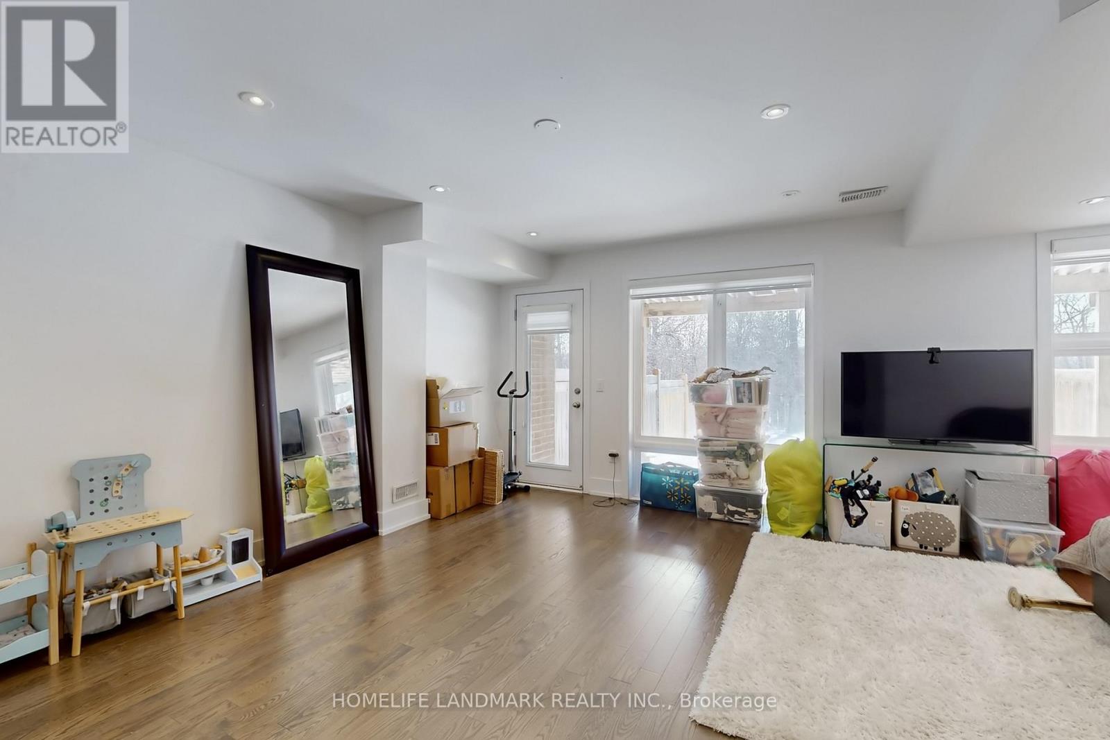 22 Crestridge Drive, Vaughan, Ontario  L4J 0K1 - Photo 24 - N12905610