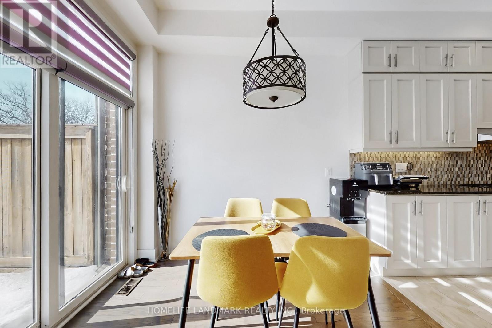 22 Crestridge Drive, Vaughan, Ontario  L4J 0K1 - Photo 8 - N12905610