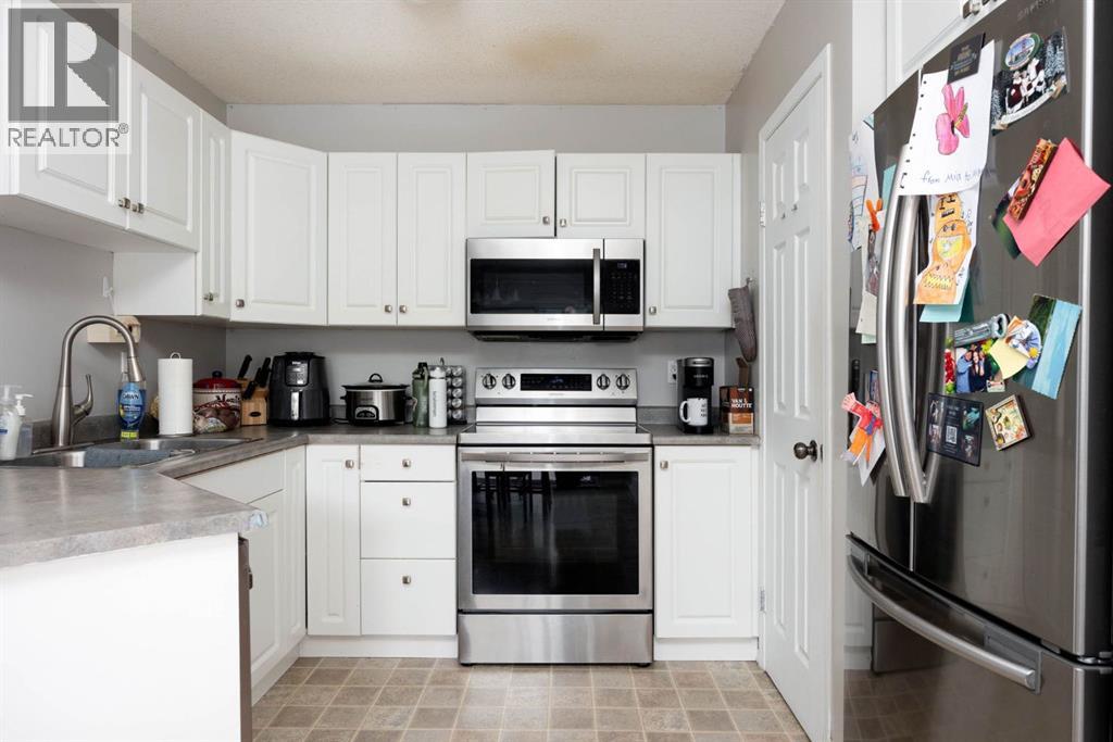 216 Parry Crescent, Fort Mcmurray, Alberta T9K 0A4 - Photo 6 - A2291822