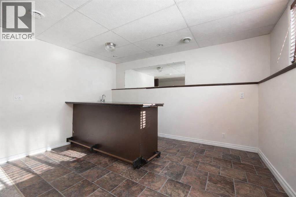 216 Parry Crescent, Fort Mcmurray, Alberta T9K 0A4 - Photo 16 - A2291822