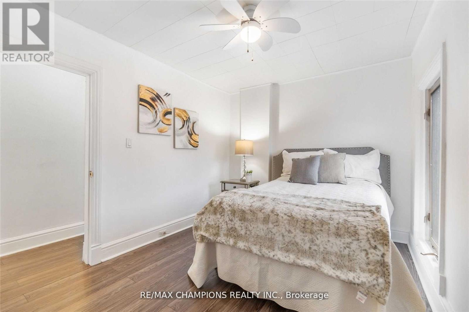 133 Victoria Avenue, Hamilton, Ontario  L8L 5E6 - Photo 4 - X12905614