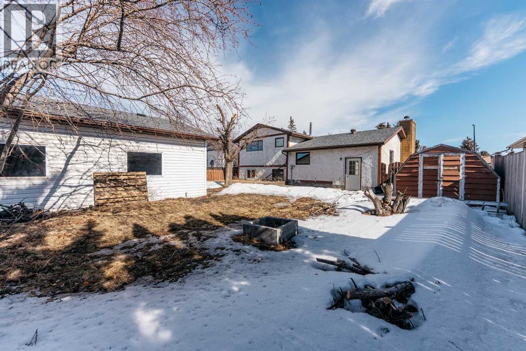 4 Barrett Drive, Red Deer, Alberta  T4R 1J3 - Photo 38 - A2293881