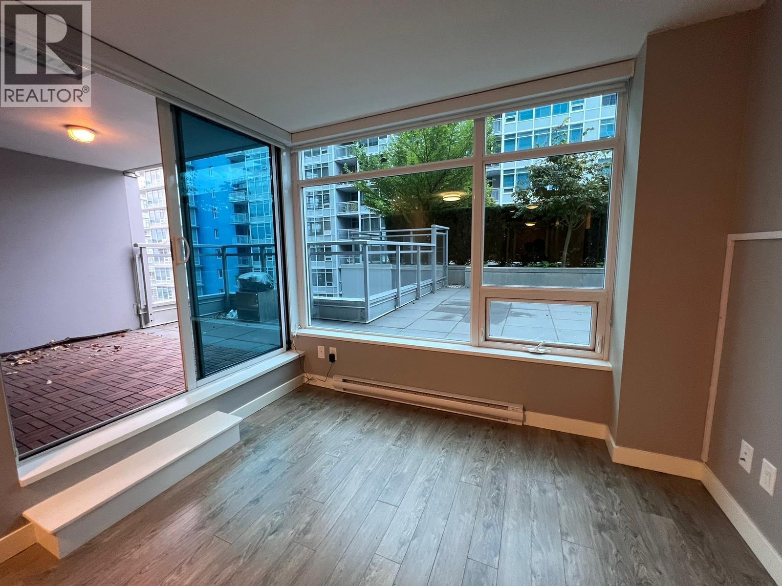 915 6288 No. 3 Road, Richmond, British Columbia  V6Y 0J4 - Photo 4 - R3101997