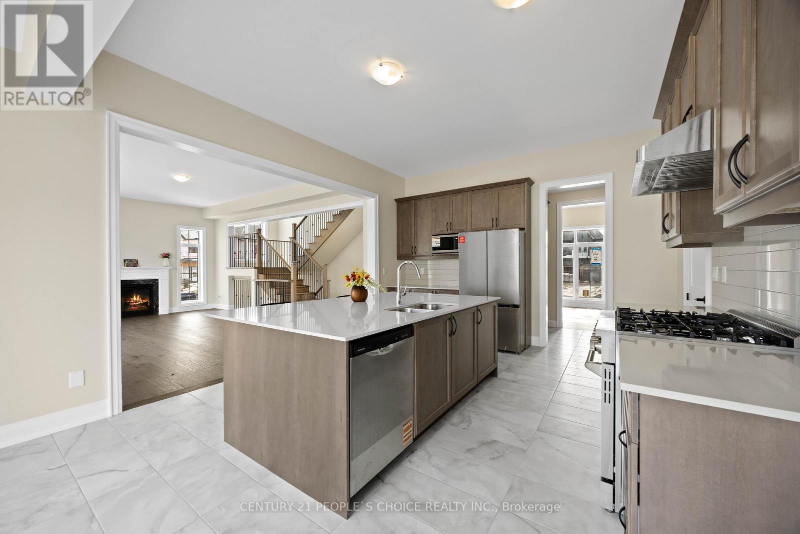 6 Aldwinckle Avenue, Oro-Medonte, Ontario  L0L 2L0 - Photo 19 - S12823134