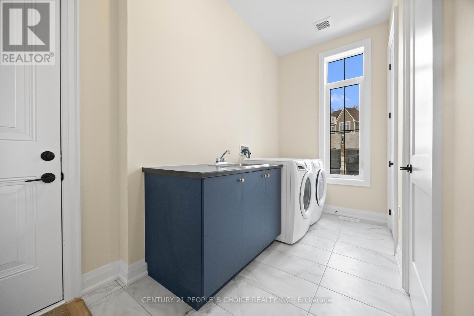 6 Aldwinckle Avenue, Oro-Medonte, Ontario  L0L 2L0 - Photo 25 - S12823134