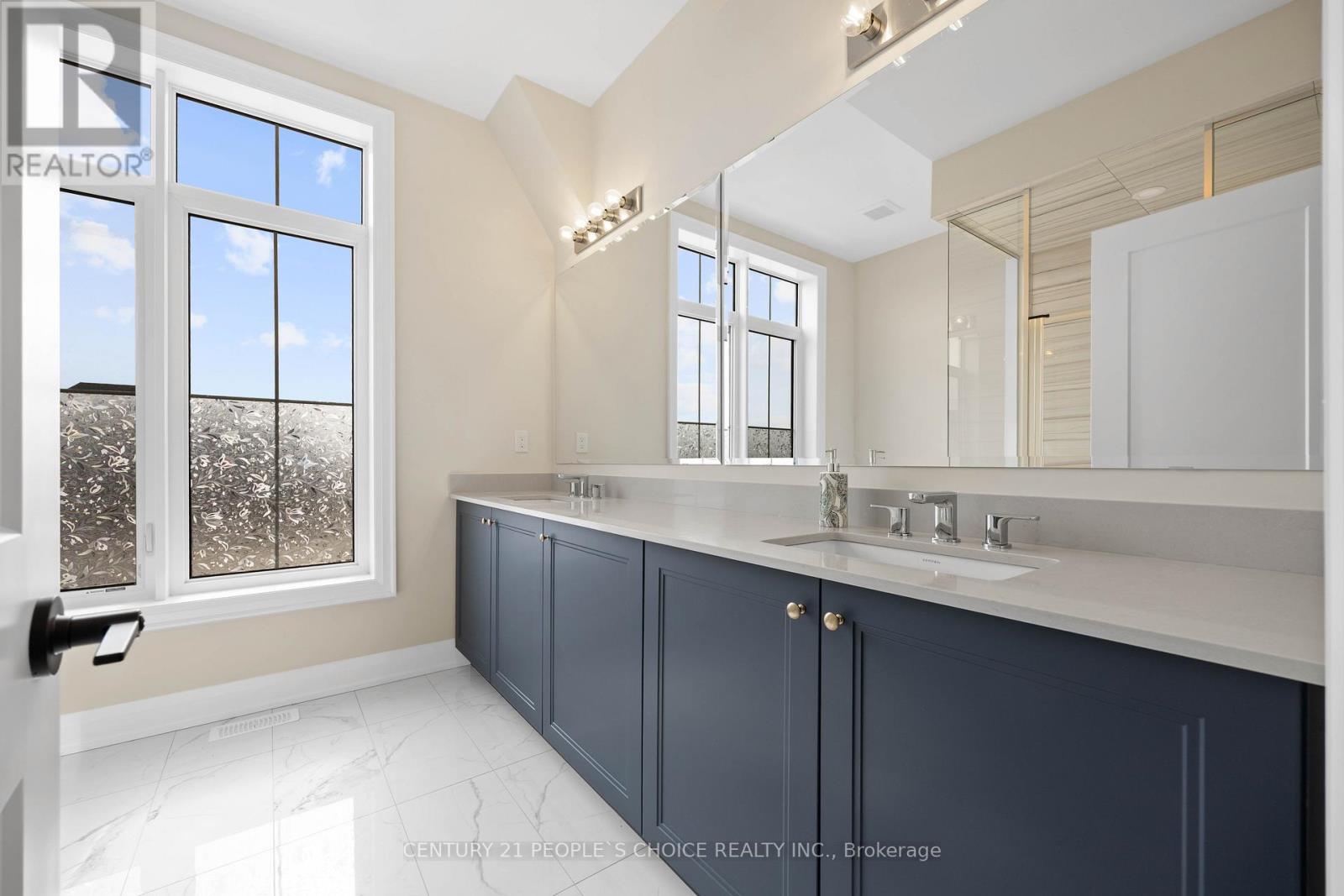 6 Aldwinckle Avenue, Oro-Medonte, Ontario  L0L 2L0 - Photo 41 - S12823166