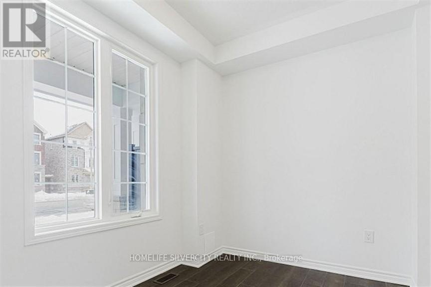 34 Bellasera Way, Caledon, Ontario  L7C 3H1 - Photo 6 - W12905538