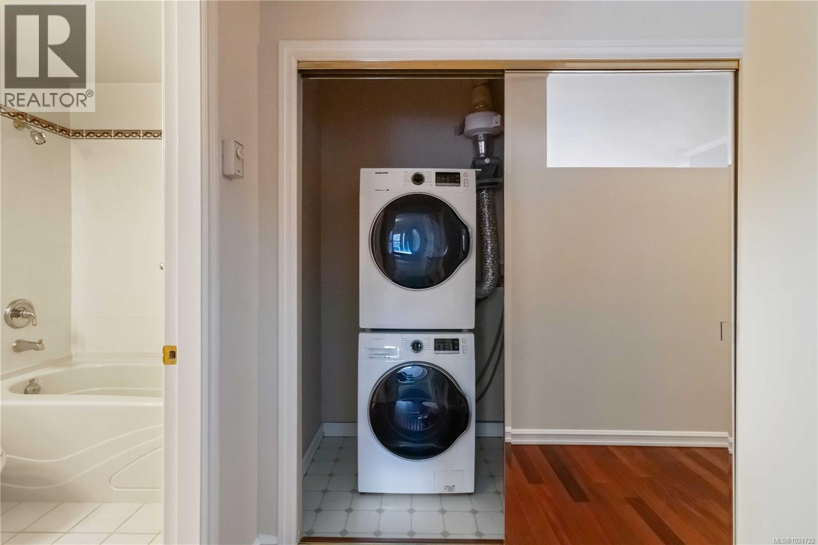 203 165 Kimta Rd, Victoria, British Columbia  V9A 7P1 - Photo 23 - 1024722