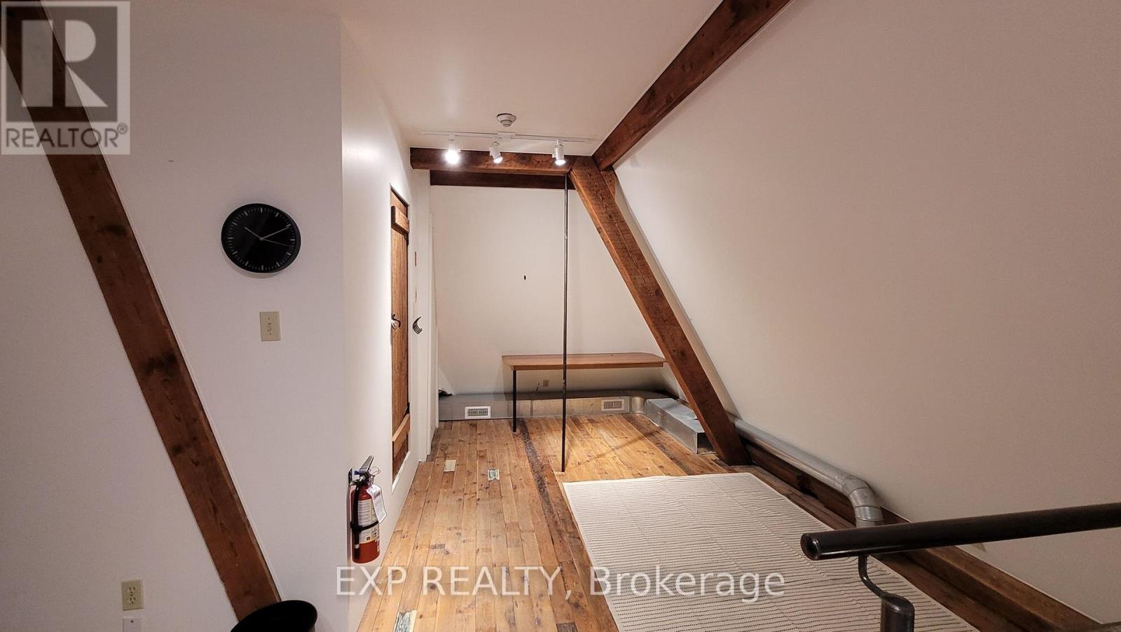 9 - 73 Mill Street, Mississippi Mills, Ontario K0A 1A0 - Photo 2 - X12905696