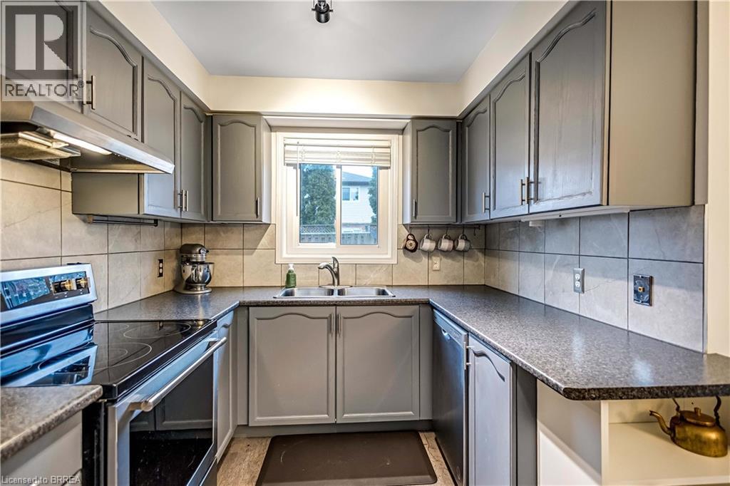 17 Burnside Street, Caledonia, Ontario  N3W 2K4 - Photo 13 - 40810920