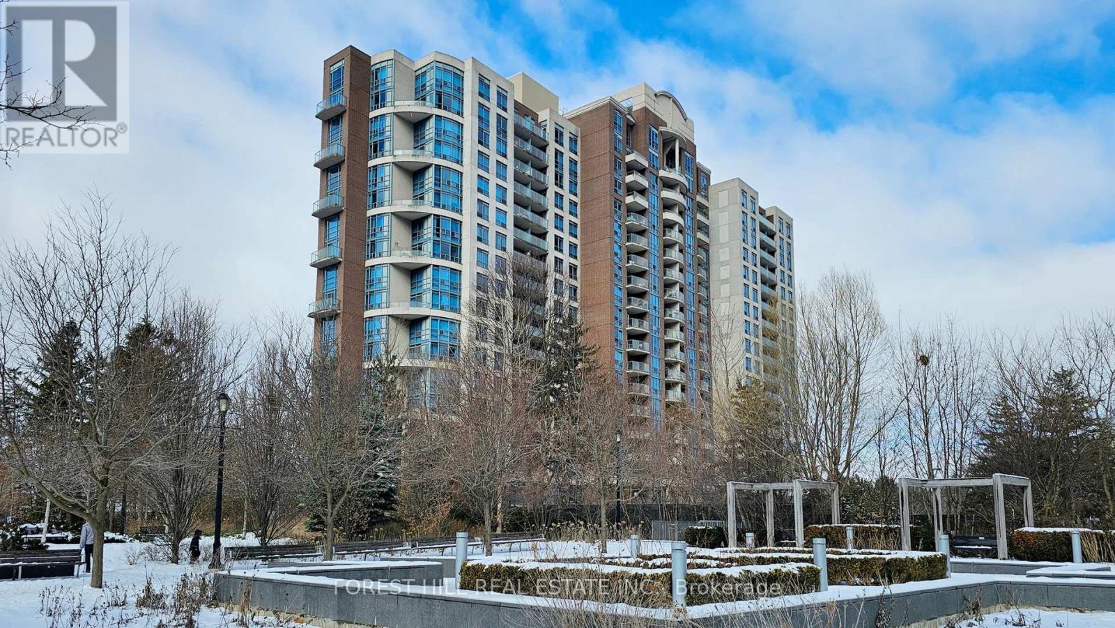 323 - 233 BEECROFT ROAD, Toronto, Ontario