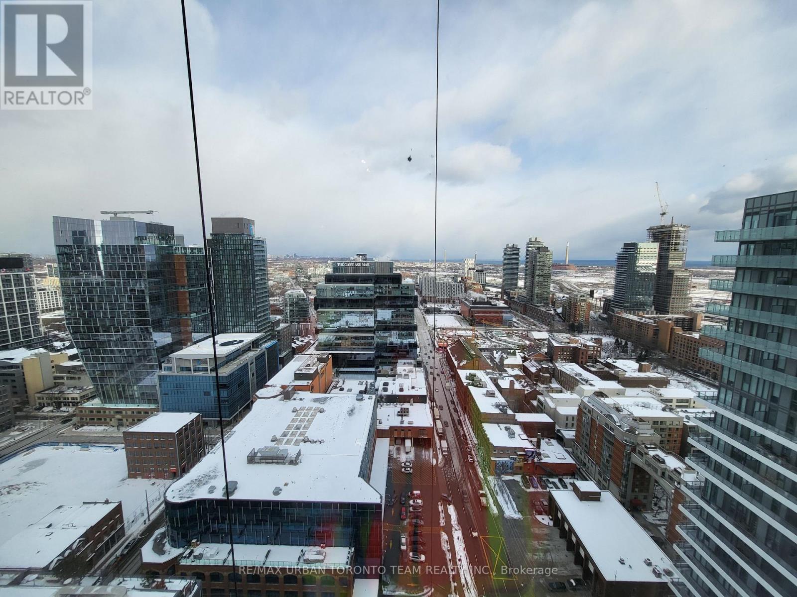 3305 - 180 Front Street E, Toronto, Ontario  M5A 0K9 - Photo 12 - C12905664