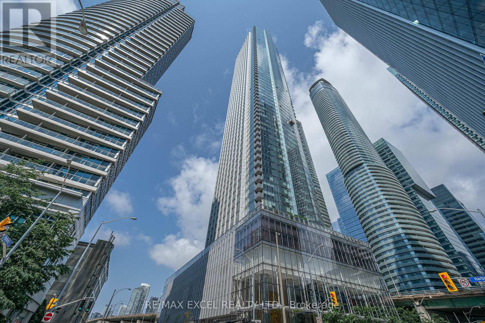 5009 - 10 YORK STREET, Toronto, Ontario