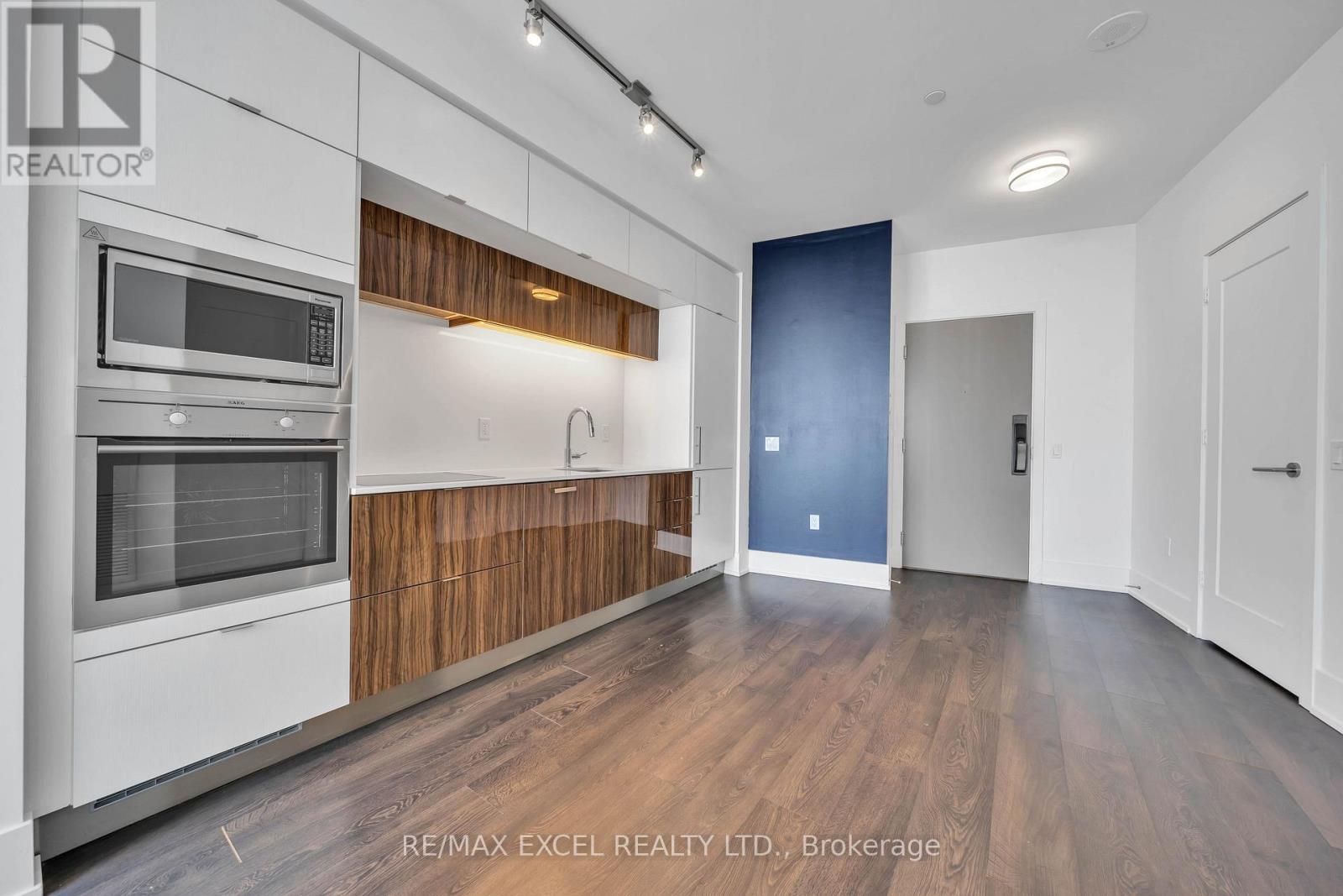 5009 - 10 York Street, Toronto, Ontario  M5J 0E1 - Photo 10 - C12905674