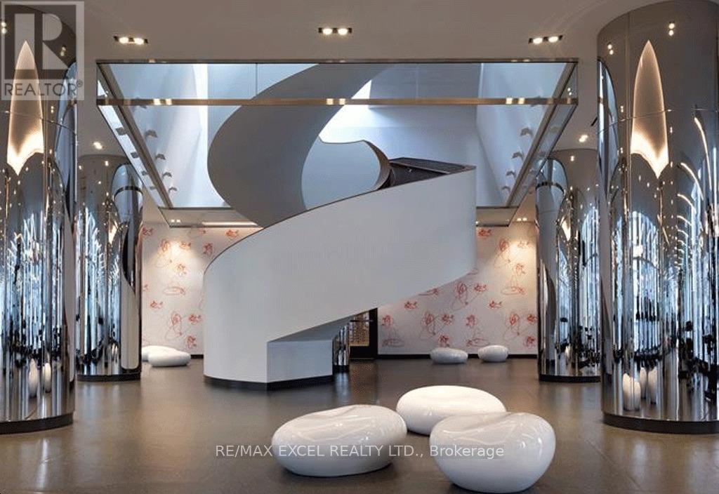 5009 - 10 York Street, Toronto, Ontario  M5J 0E1 - Photo 6 - C12905674