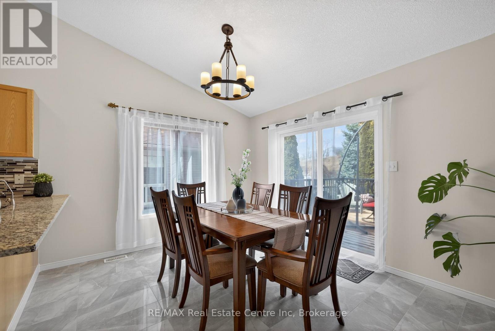 91 Flaherty Drive, Guelph, Ontario  N1K 1Y7 - Photo 17 - X12905650