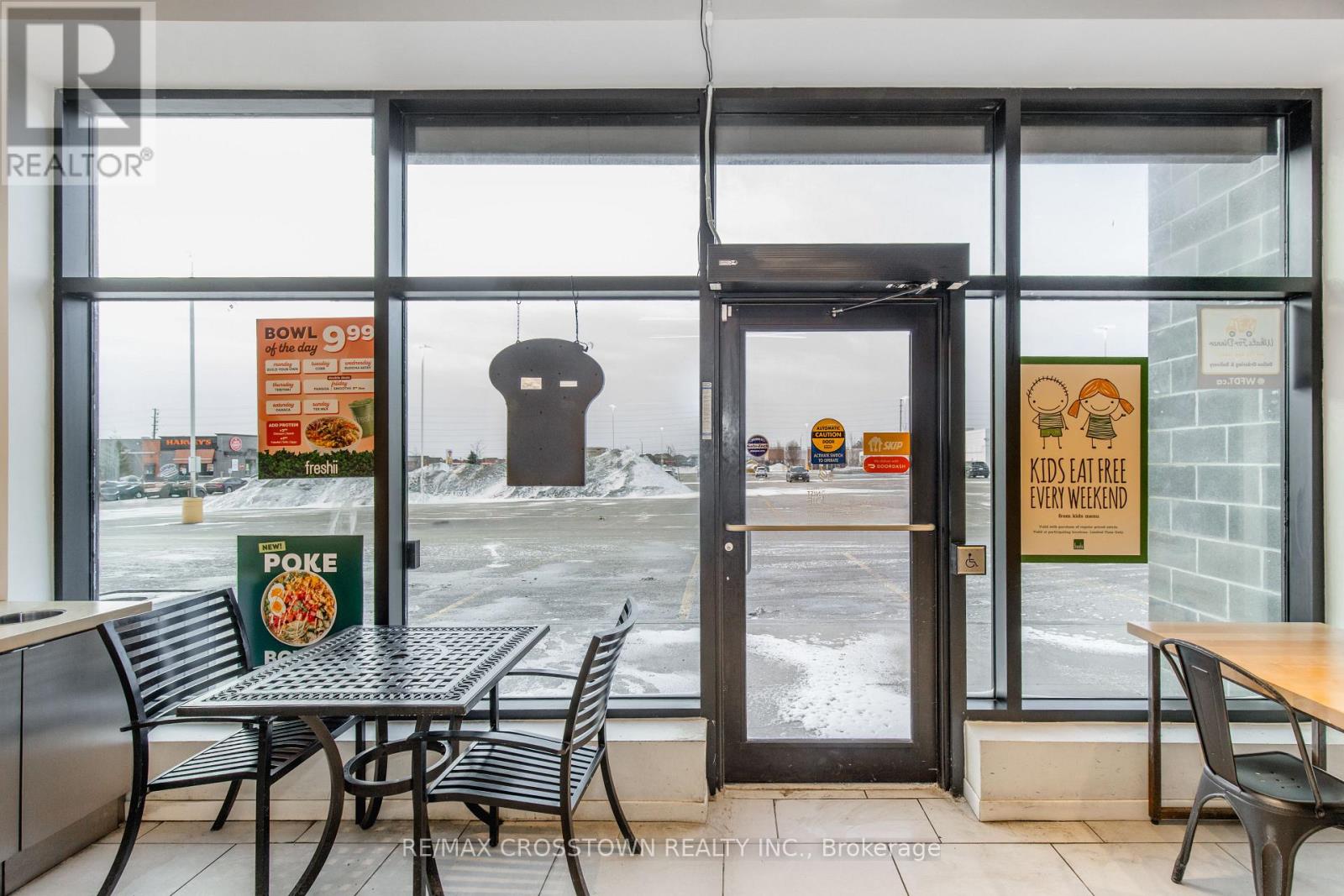 1484 Innisfil Beach Road, Innisfil, Ontario  L9S 0N1 - Photo 10 - N12905640