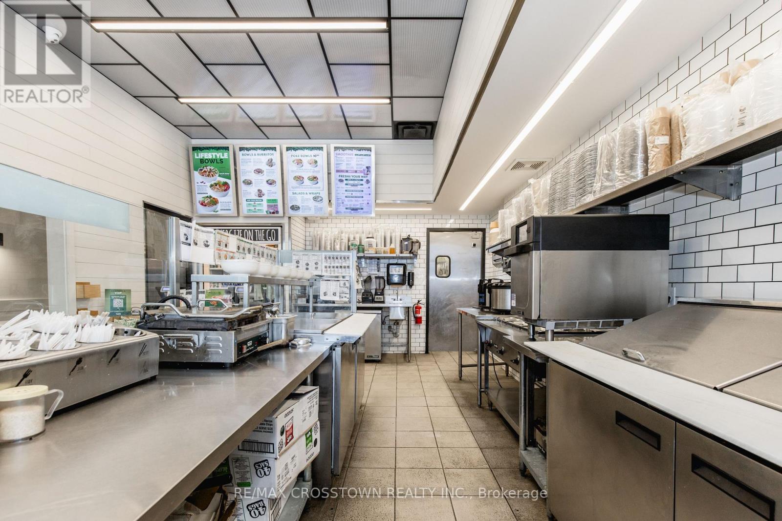 1484 Innisfil Beach Road, Innisfil, Ontario  L9S 0N1 - Photo 12 - N12905640