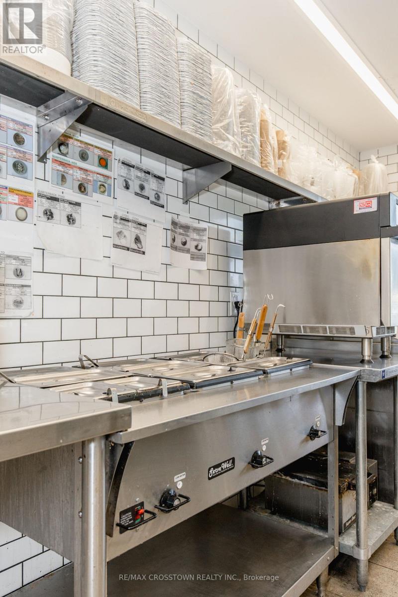 1484 Innisfil Beach Road, Innisfil, Ontario  L9S 0N1 - Photo 25 - N12905640