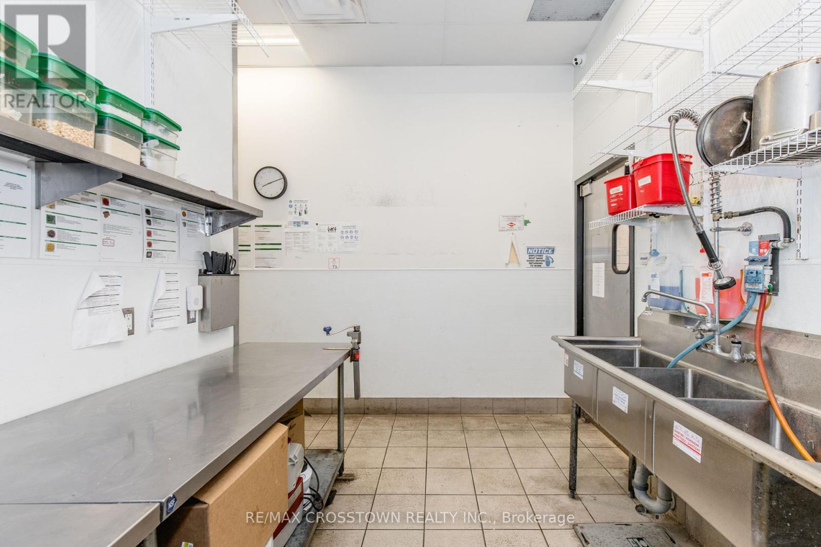 1484 Innisfil Beach Road, Innisfil, Ontario  L9S 0N1 - Photo 36 - N12905640