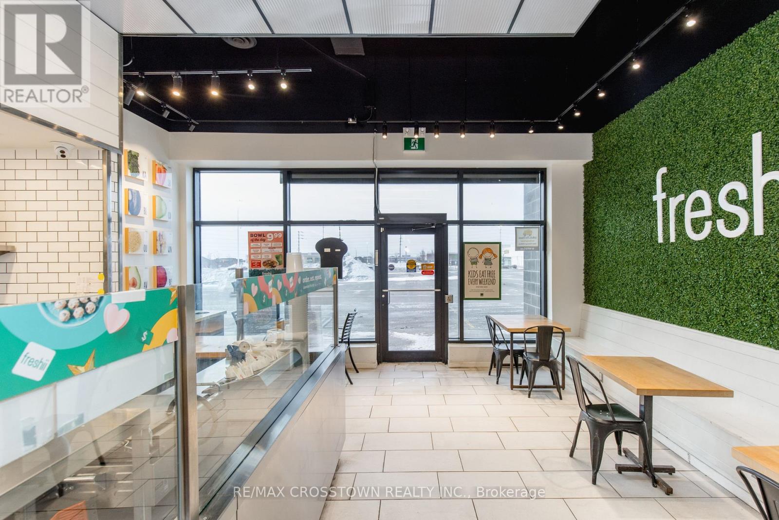 1484 Innisfil Beach Road, Innisfil, Ontario  L9S 0N1 - Photo 7 - N12905640