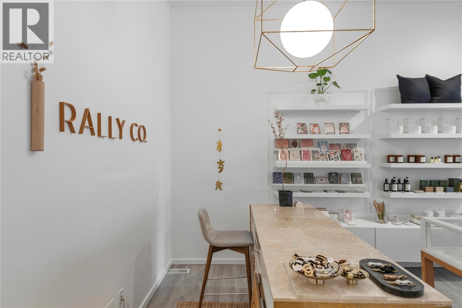 338 5th St, Courtenay, British Columbia  V9N 1K1 - Photo 14 - 1029535