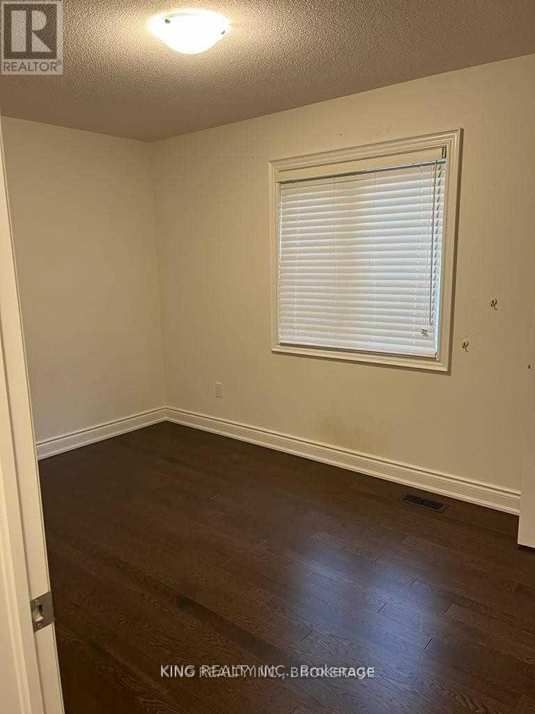 6 Fordham Rd N, Brampton, Ontario  L6Y 6K2 - Photo 7 - W12905648