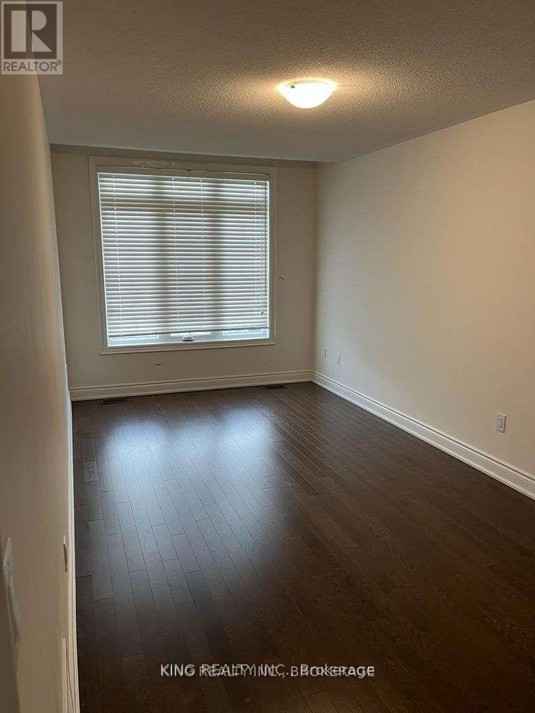 6 Fordham Rd N, Brampton, Ontario  L6Y 6K2 - Photo 9 - W12905648