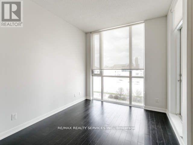 307 - 4011 Brickstone Mews, Mississauga, Ontario  L5B 0G3 - Photo 10 - W12905654