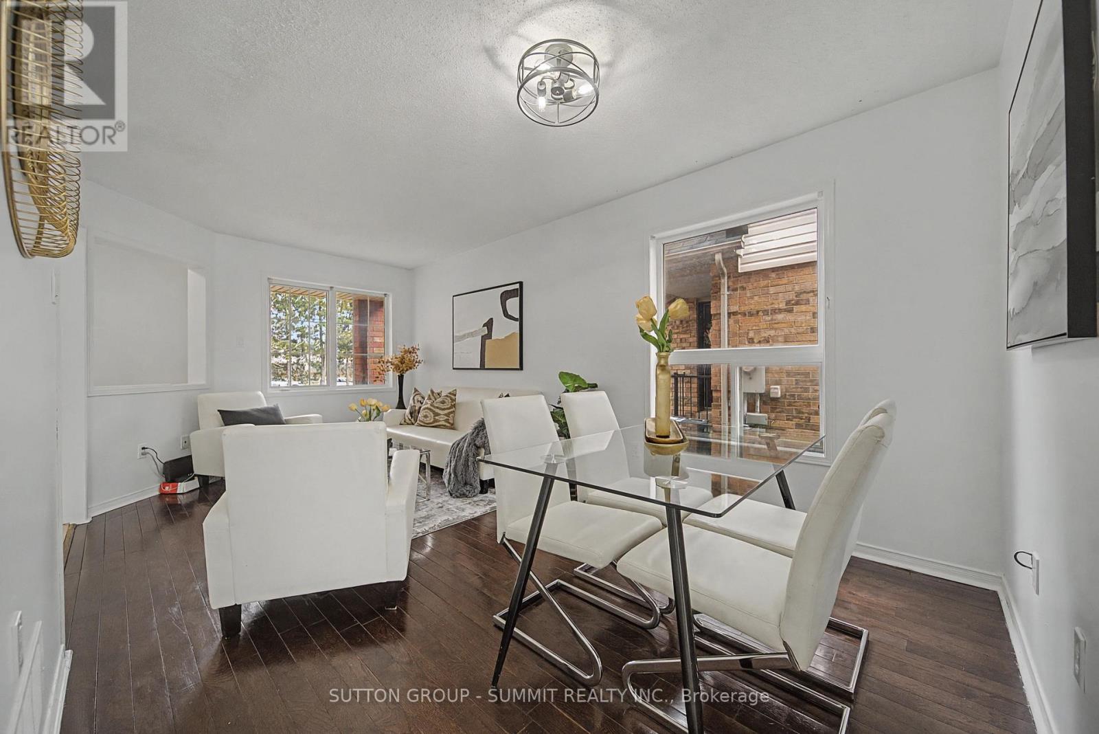 121 Willow Park Drive, Brampton, Ontario  L6R 2N3 - Photo 11 - W12905686