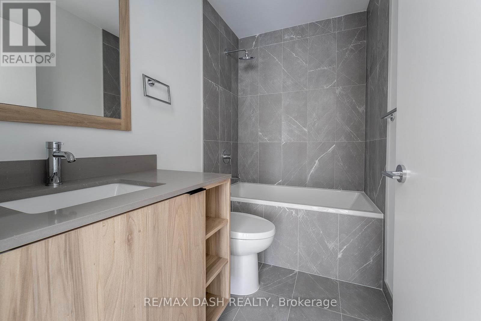 1008 - 1037 The Queensway Avenue, Toronto, Ontario  M8Z 0H5 - Photo 10 - W12905700