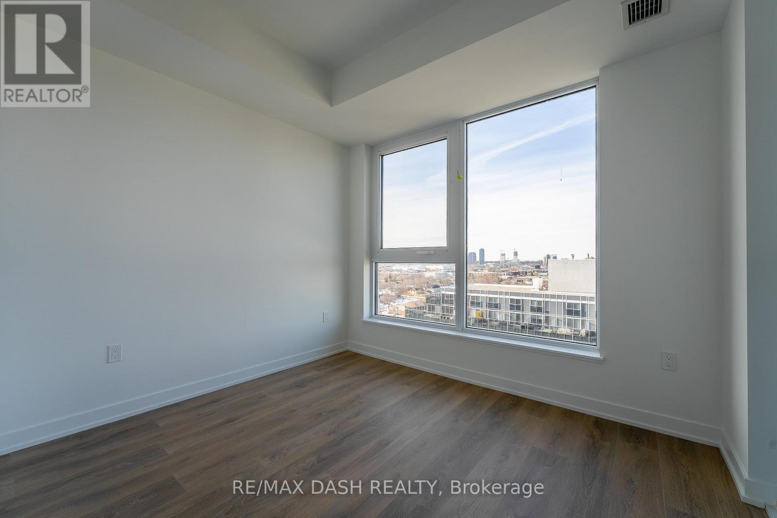 1008 - 1037 The Queensway Avenue, Toronto, Ontario  M8Z 0H5 - Photo 11 - W12905700