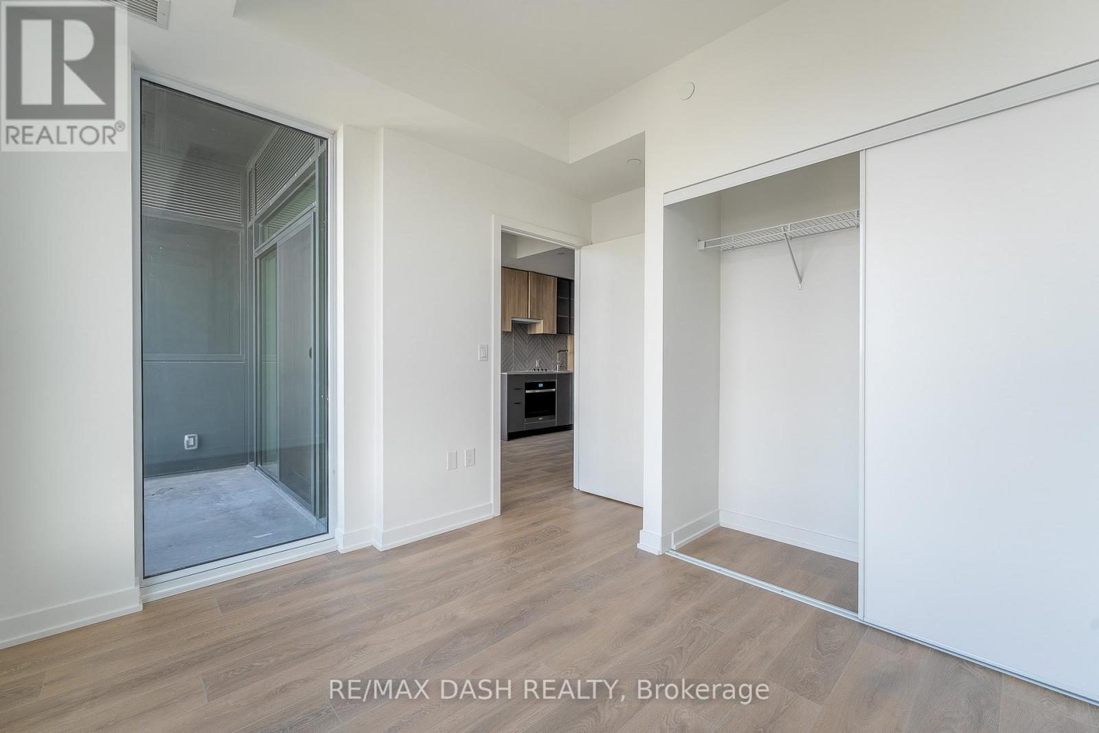 1008 - 1037 The Queensway Avenue, Toronto, Ontario  M8Z 0H5 - Photo 13 - W12905700