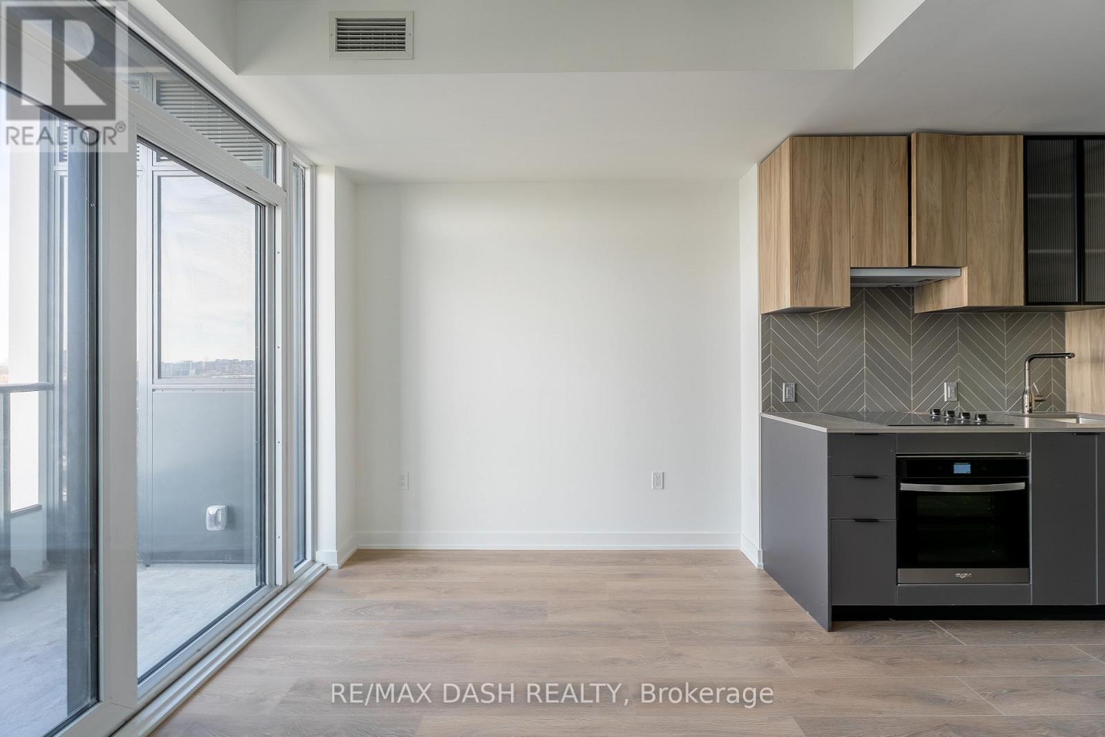 1008 - 1037 The Queensway Avenue, Toronto, Ontario  M8Z 0H5 - Photo 15 - W12905700