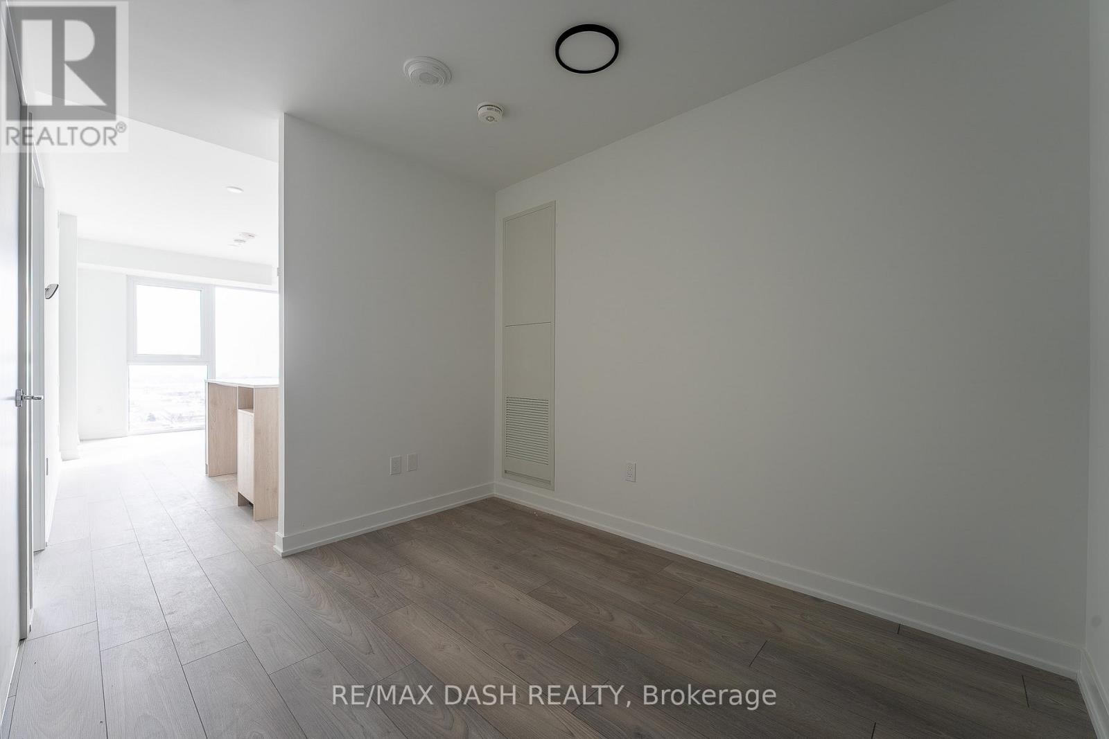 1606 - 1007 The Queensway Avenue, Toronto, Ontario  M8Z 0H4 - Photo 8 - W12905702