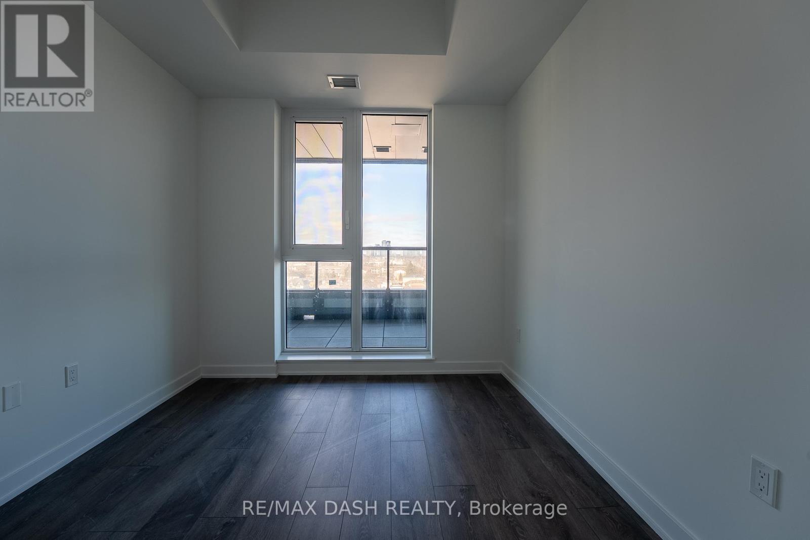 607 - 1007 The Queensway Avenue, Toronto, Ontario  M8Z 0H4 - Photo 12 - W12905704