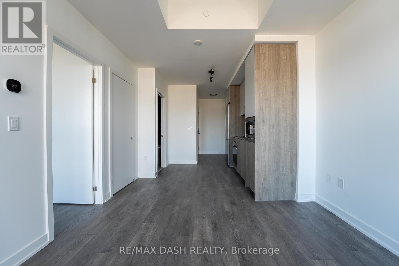 607 - 1007 The Queensway Avenue, Toronto, Ontario  M8Z 0H4 - Photo 8 - W12905704