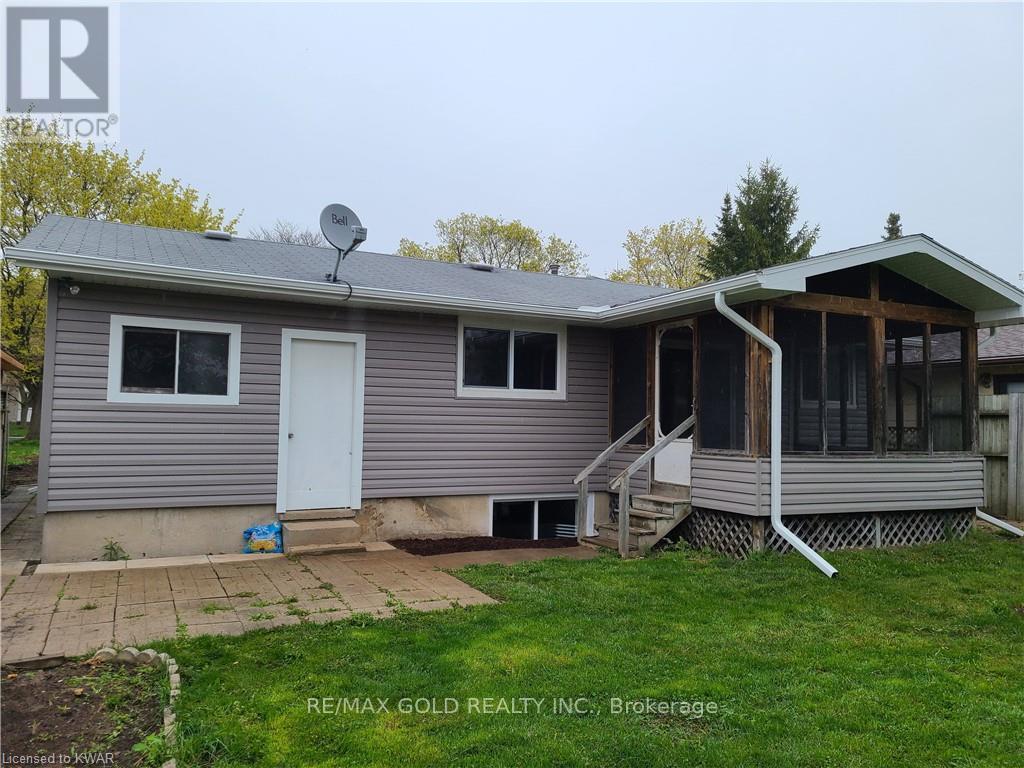 75 Pepperwood Crescent, Kitchener, Ontario  N2A 2R4 - Photo 14 - X12905666