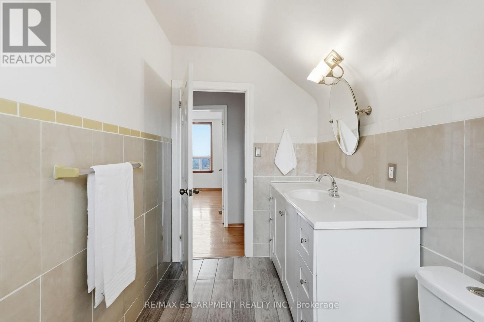 864 Highway 8, Hamilton, Ontario  L8E 5J3 - Photo 32 - X12905670