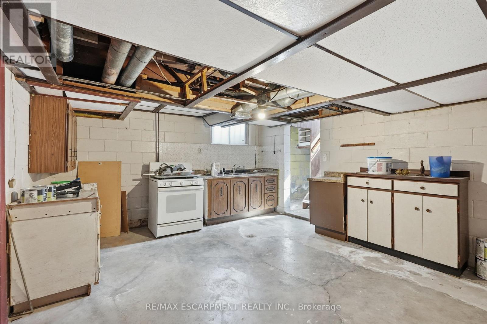 864 Highway 8, Hamilton, Ontario  L8E 5J3 - Photo 38 - X12905670