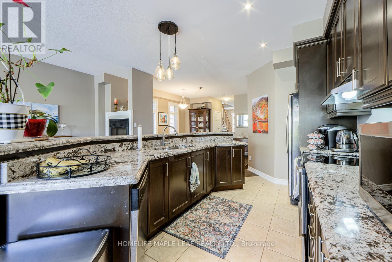 65 Cathedral Court, Hamilton, Ontario  L8B 0S1 - Photo 6 - X12905698