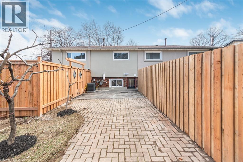 2 Country Club Drive, Hamilton, Ontario  L8K 5W2 - Photo 37 - 40813602