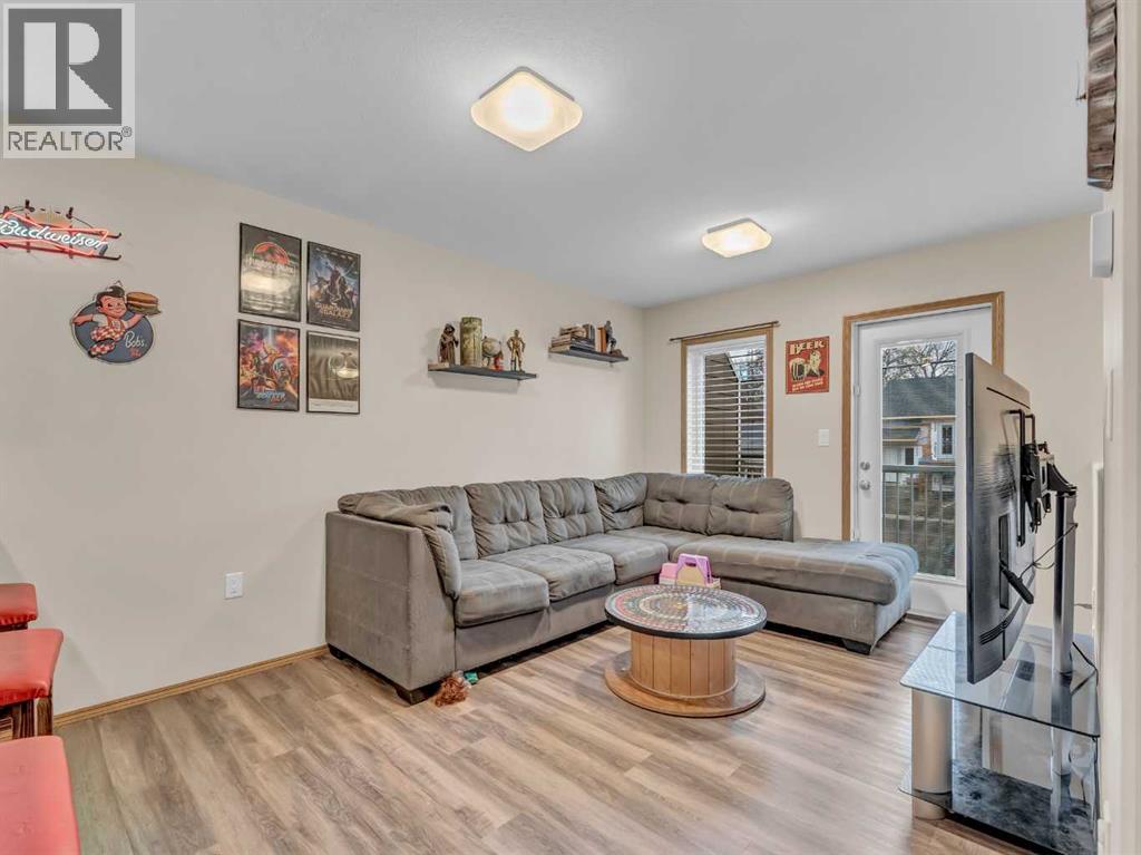 623 Industrial Avenue Se, Medicine Hat, Alberta T1A 3L4 - Photo 15 - A2283668