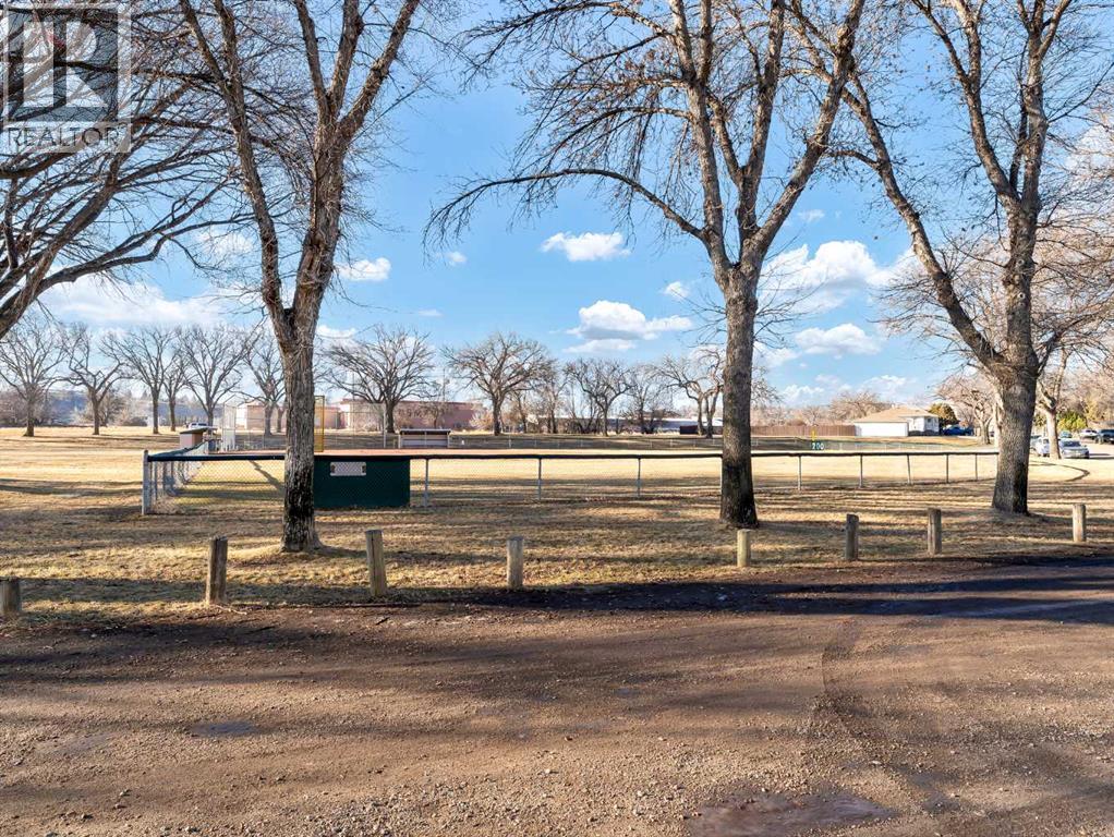 623 Industrial Avenue Se, Medicine Hat, Alberta T1A 3L4 - Photo 39 - A2283668