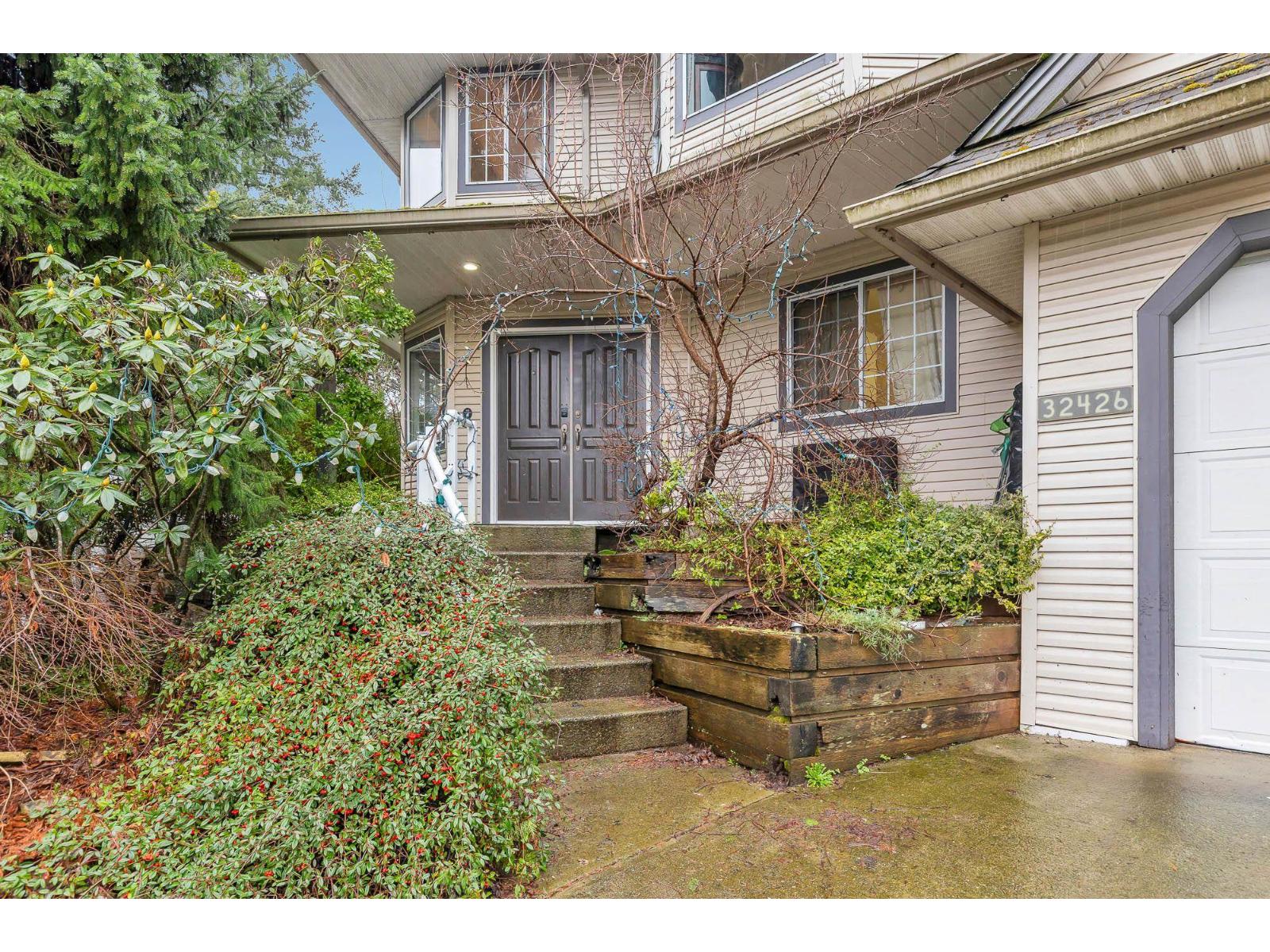 32426 Hashizume Terrace, Mission, British Columbia  V2V 6V8 - Photo 3 - R3102094