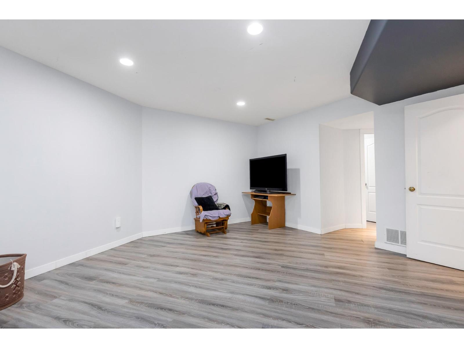 32426 Hashizume Terrace, Mission, British Columbia  V2V 6V8 - Photo 30 - R3102094